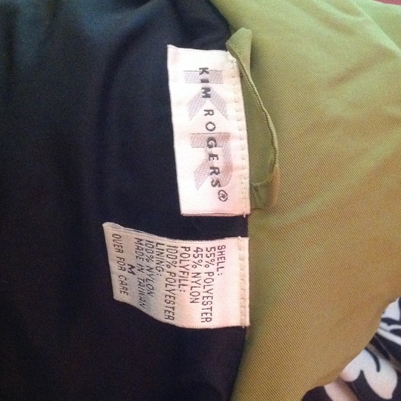 Olive green Vest! - Picture 2 of 3