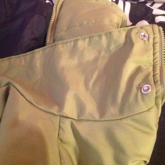 Olive green Vest! - Picture 3 of 3
