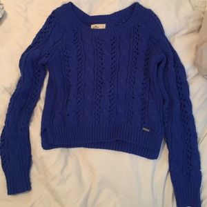 Hollister sweater Size S