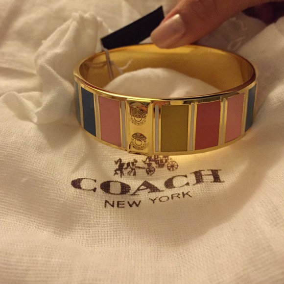Multicolor authentic COACH bangle🌈