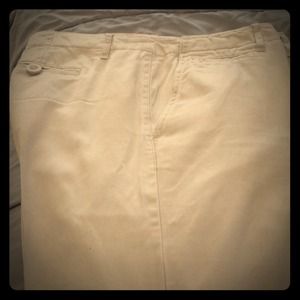 Woman's Chino style light tan pants
