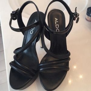 Nice but I wore them once!