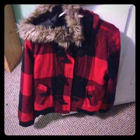 Plaid winter jacket with fur hood