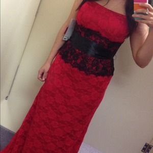Fiesta Red Lace Dress Medium (6-8)
