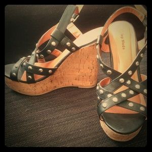 💋SOLD 💋Black studded strappy wedges