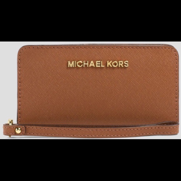 Michael Kors Jet Set Wristlet