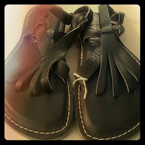 Navy leather sandal