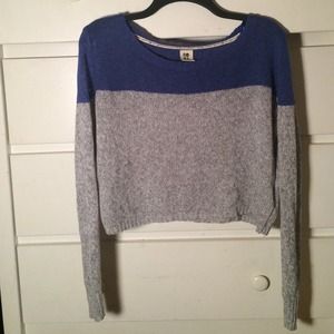 An adorable Roxy sweater!