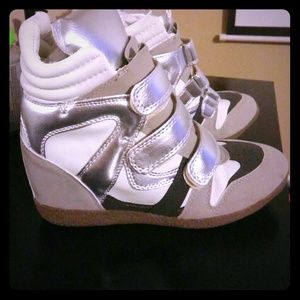 Sneaker wedges