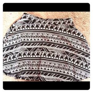 Victoria's Secret Pink Black & white skater skirt