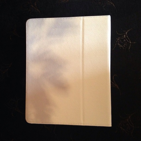 iPad case (1st,2nd,and 3rd generations)😊