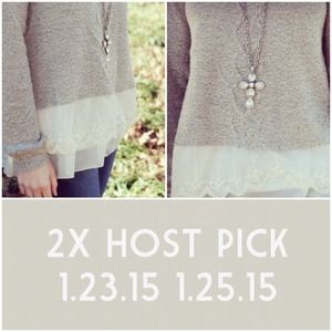 💕Soft, relaxed fit knit sweater with lace hem💕