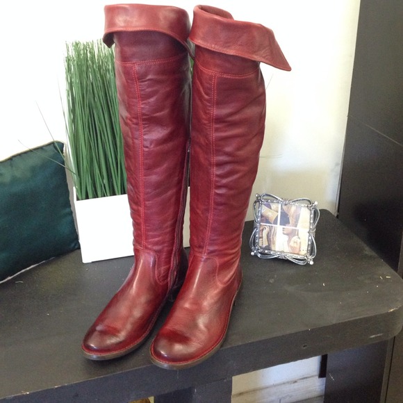 Frye Shoes - Frye Boots