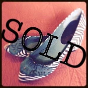 Guess Zebra Flats with Ruffle