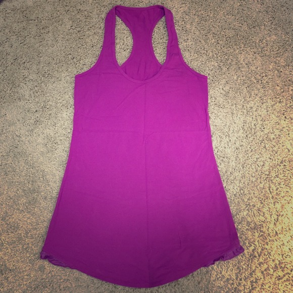 🎀 SOLD 🎀 Lululemon violet ruffle crb