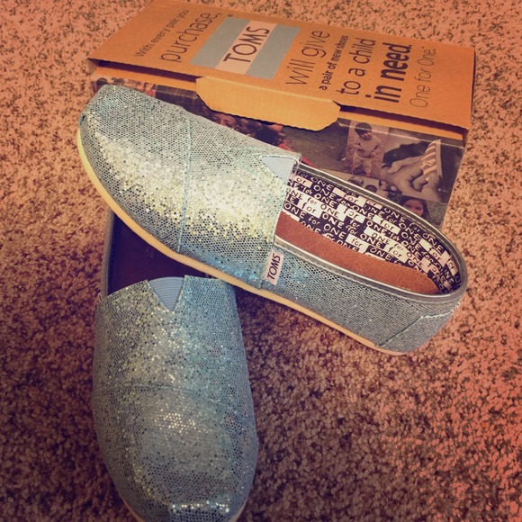 Light blue sparkly Toms