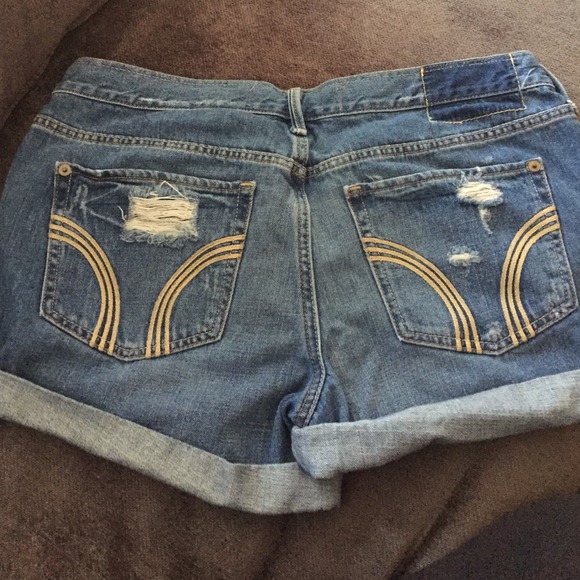 Hollister shorts - Picture 2 of 4