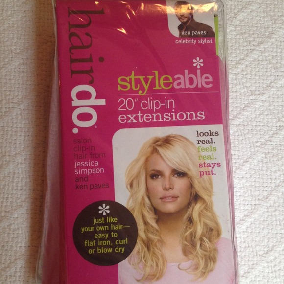 *SOLD*20" Clip-in Synthetic Hair Extensions - Picture 2 of 4