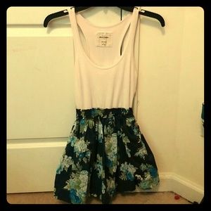 Cute dress with pockets