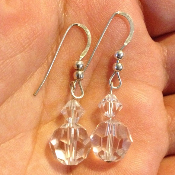 New without tag earrings with Swarovski's crystals