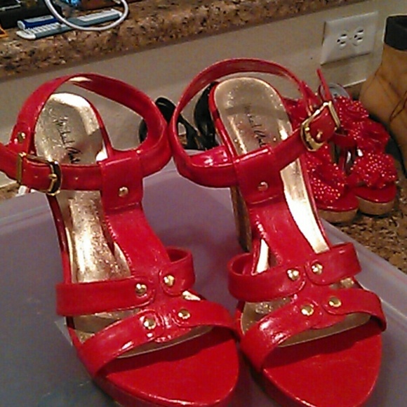Red wedges - Picture 2 of 4
