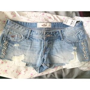 Hollister shorts😍
