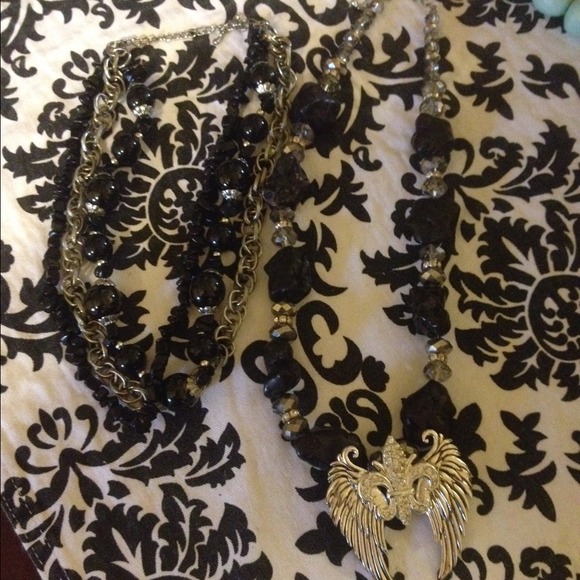 🚫SOLD Black boutique necklaces