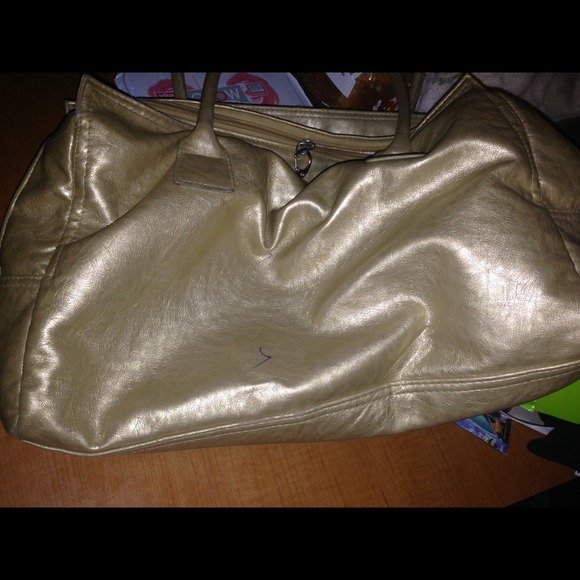 Gold color purse - Picture 3 of 3