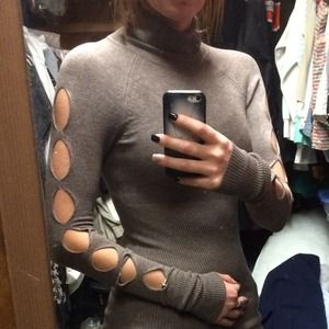 Guess turtle neck sweater