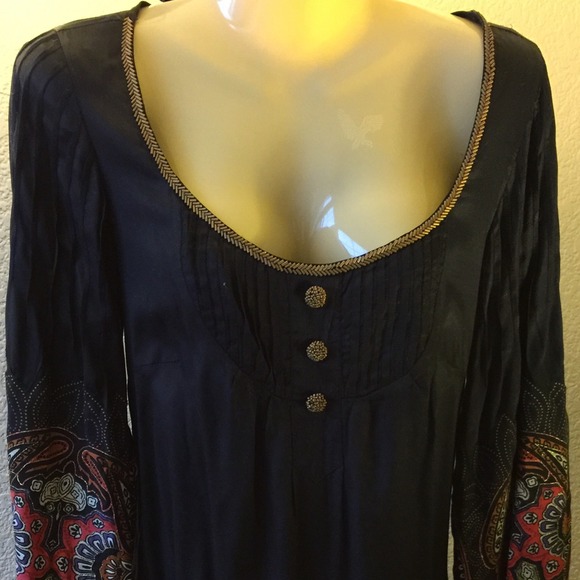 Very elegant, fab dress💘💓