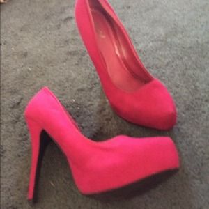 Pink heels