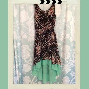 Hi-Low Seashell Dress Size M