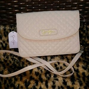 🎉Nwt IvoryJessica Simpson Quilted Crossbody