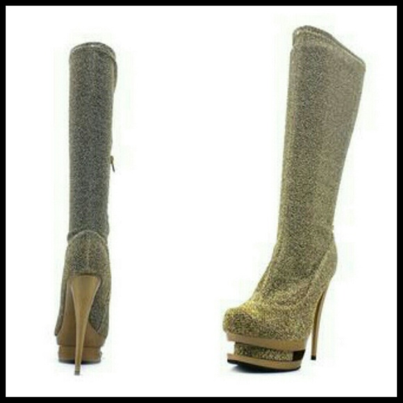 Over the knee gold boots - Picture 1 of 3