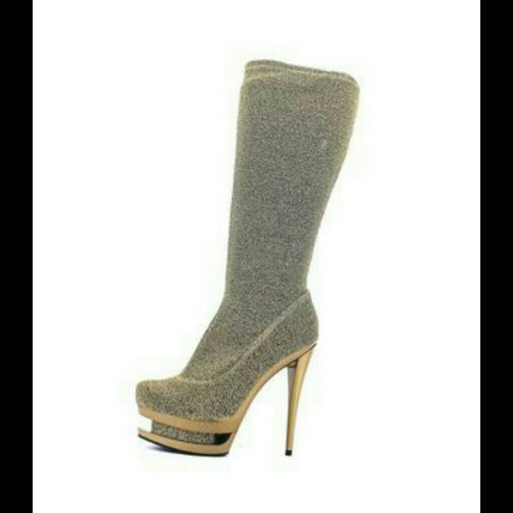 Over the knee gold boots - Picture 2 of 3