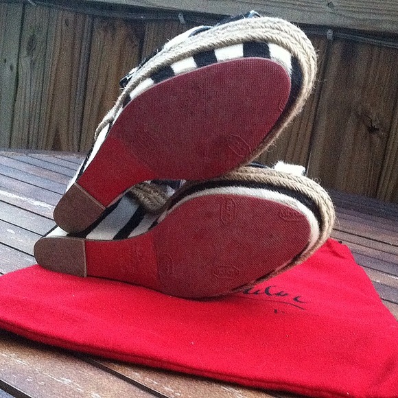 Christian Louboutin Tigresse pony hair wedges - Picture 3 of 4