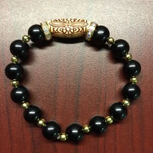 Handcrafted beaded bracelet