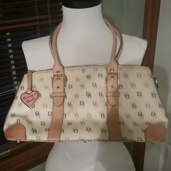 Dooney & Bourke - Picture 1 of 2