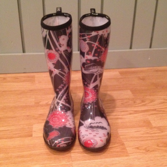 NEW Rain Boots!