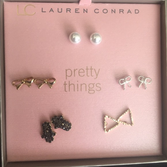 LC Lauren Conrad Earrings Set