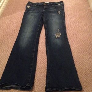 Bullhead distressed dark wash jeans