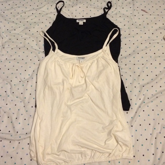 2 Old Navy Tanks