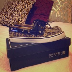 Cheetah print Sperrys❤️