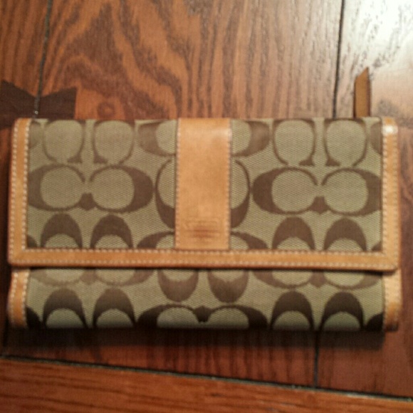 COACH wallet