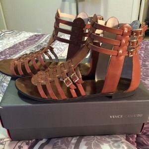 Vince Camuto