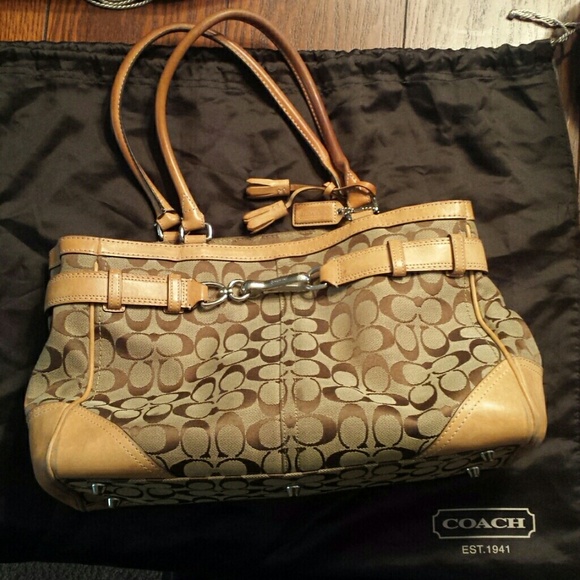 COACH shoulder bag