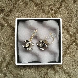 ❌SOLD❌Chanel: Authentic Boucles Oreille Earrings
