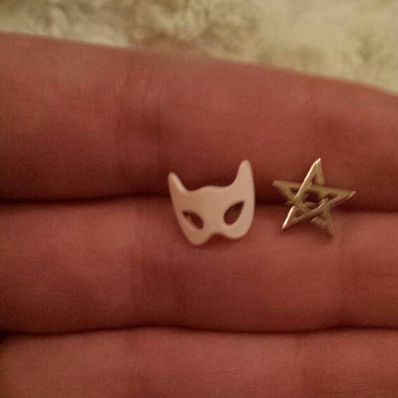 Cute earings
