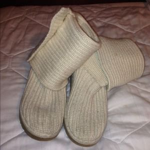 White knit UGG BOOTS