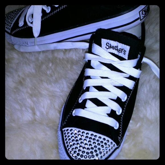 Skechers